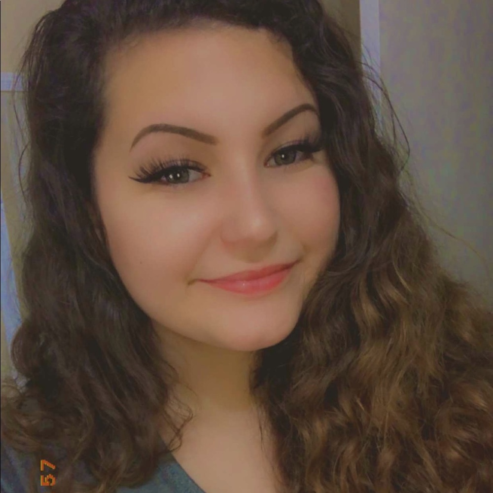 Meet your Posher, Santana